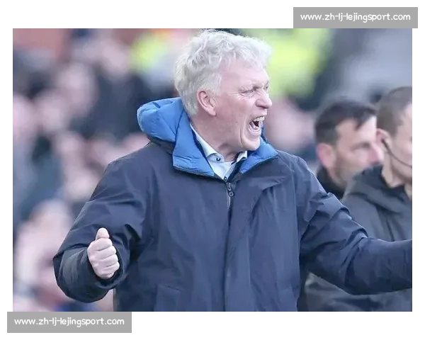 埃弗顿抢滩沃克争夺战 莫耶斯瞄准曼城老将补强防线